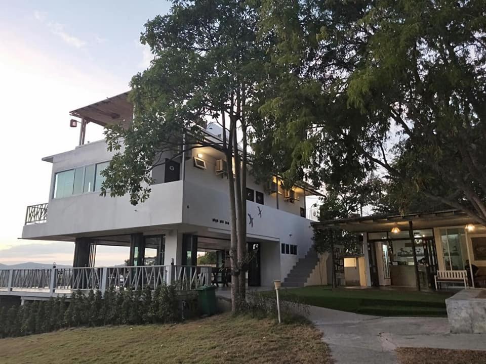 Norn Nab Dao Rimphu Resort Chiang Khan Dış mekan fotoğraf